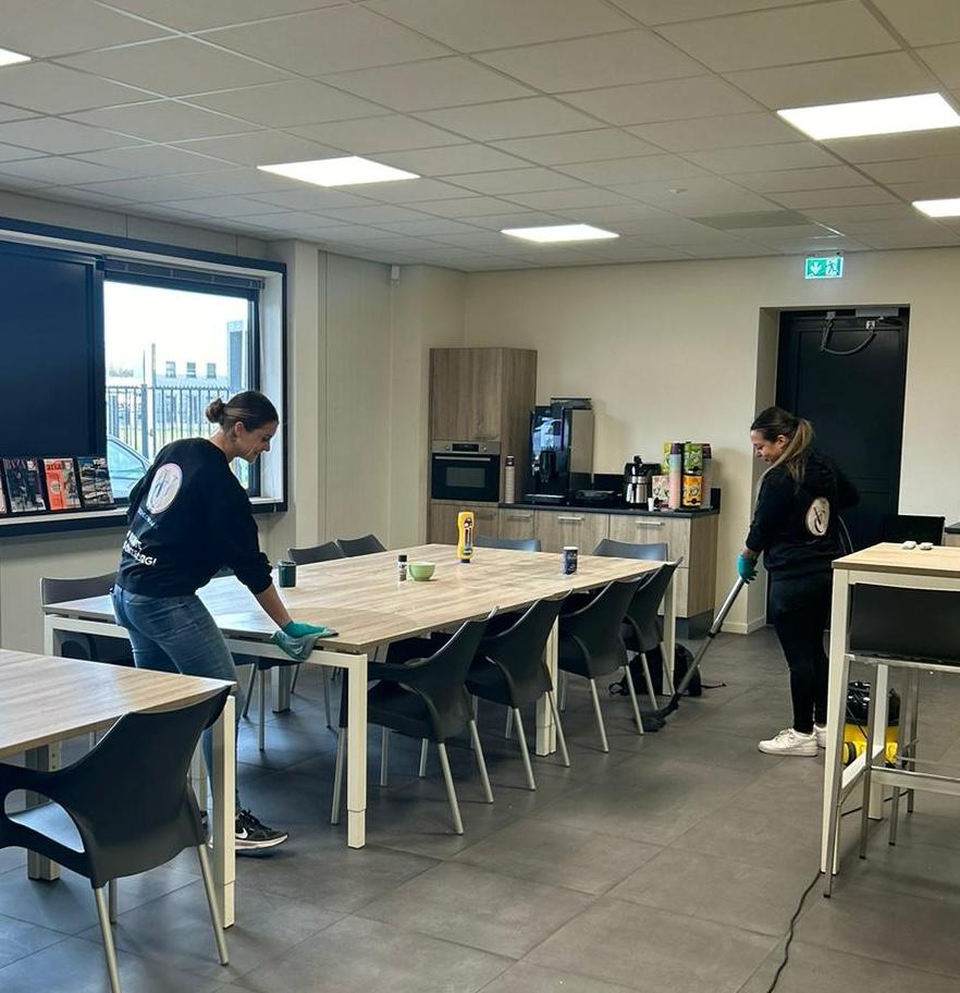 a2b0e5b6-d4d3-4ff9-815a-458d671ea8a2